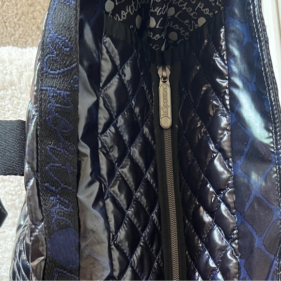LeSportsac Alber Elbaz Tote Bag Navy Quilted - Picture 5 of 7